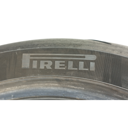 PIRELLI DIABLO ROSSO 4 CORSA x2 Set Pneumatici 200/55-17 120/70 ZR17