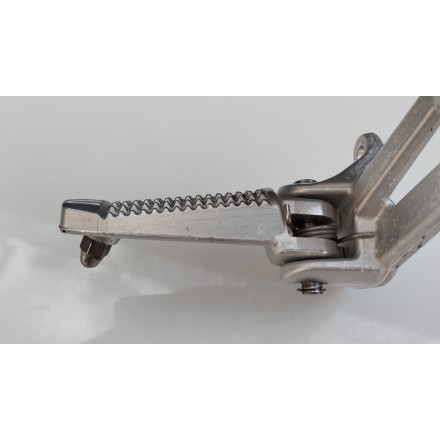 SUPPORTO PEDANA ANTERIORE PILOTA SINISTRA ORIGINALE BMW K1200 R 2006