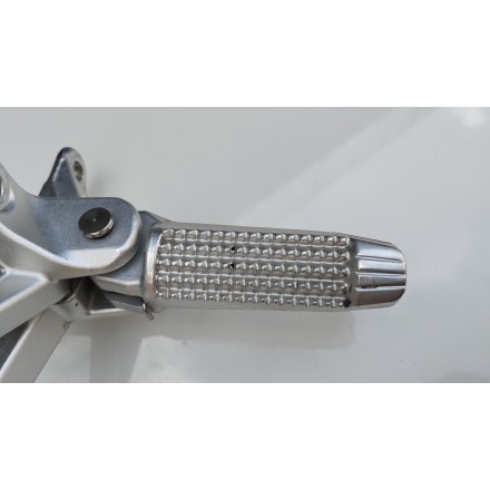 SUPPORTO PEDANA ANTERIORE PILOTA DESTRA ORIGINALE BMW K1200 R 2006