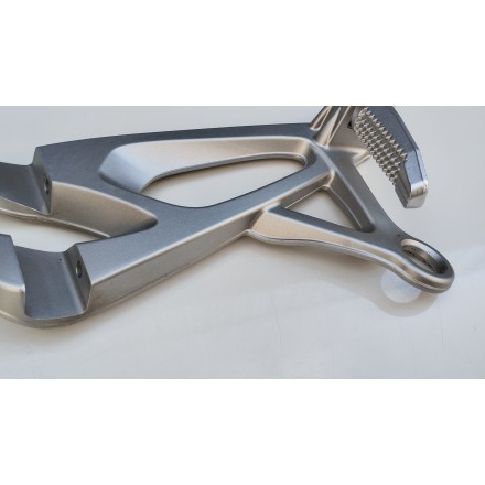 SUPPORTO PEDANA POSTERIORE PASSEGGERO DESTRA ORIGINALE BMW K1200 R 2006