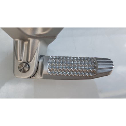 SUPPORTO PEDANA POSTERIORE PASSEGGERO SINISTRA ORIGINALE BMW K1200 R 2006