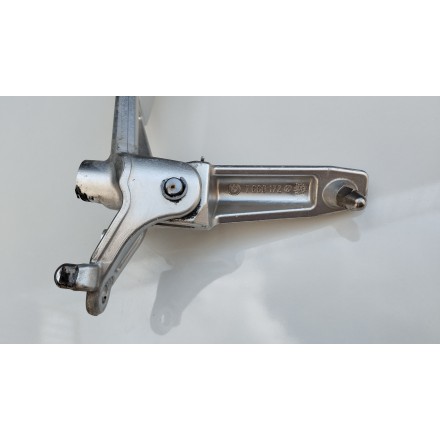 SUPPORTO PEDANA ANTERIORE PILOTA DESTRA ORIGINALE BMW K1200 R 2006