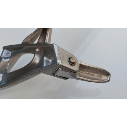 SUPPORTO PEDANA POSTERIORE PASSEGGERO DESTRA ORIGINALE BMW K1200 R 2006