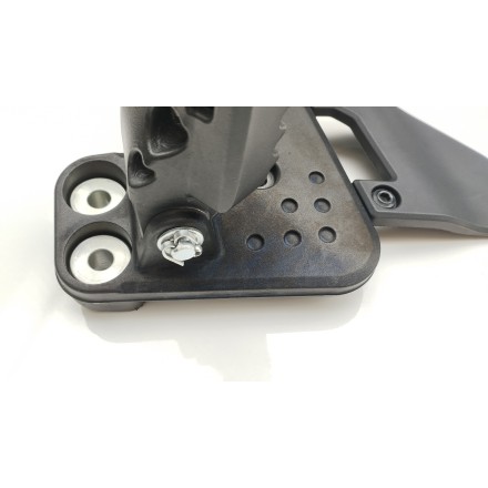 SUPPORTO PEDANA ANTERIORE PILOTA SINISTRA ORIGINALE CFMOTO 800MT EXPLORE 2023