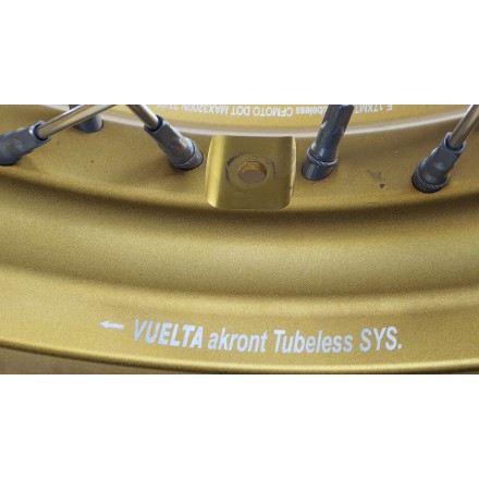 CERCHIO RUOTA CERCHIONE POSTERIORE A RAGGI ORIGINALE CFMOTO 800MT EXPLORE 2023