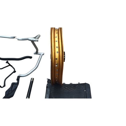 SET INCIDENTATO RADIATORE CERCHIO CARENE ORIGINALE CFMOTO 800MT EXPLORE 2023