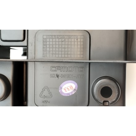 CARENA COVER SOTTOSELLA PORTABATTERIA ORIGINALE CFMOTO 700 CL-X Sport 2022