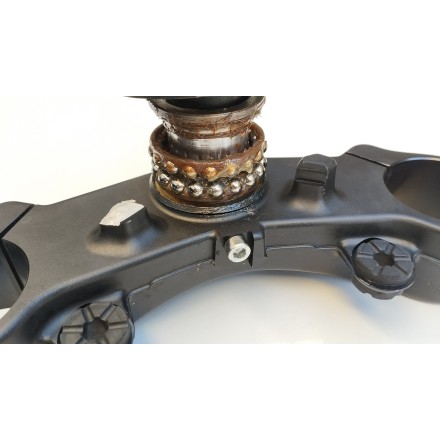 PIASTRA CANOTTO INFERIORE FORCELLA ORIGINALE CFMOTO 700 CL-X Sport 2022