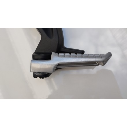 GRUPPO SUPPORTO PEDANA POSTERIORE SINISTRA  ORIGINALE VOGE VALICO 500 DSX 2022