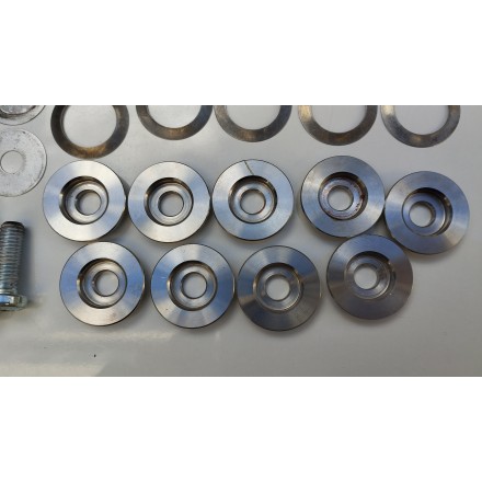 KIT 9 PERNI BULLONI DISCHI FRENO ANTERIORE ORIGINALE VOGE VALICO 500 DSX 2022