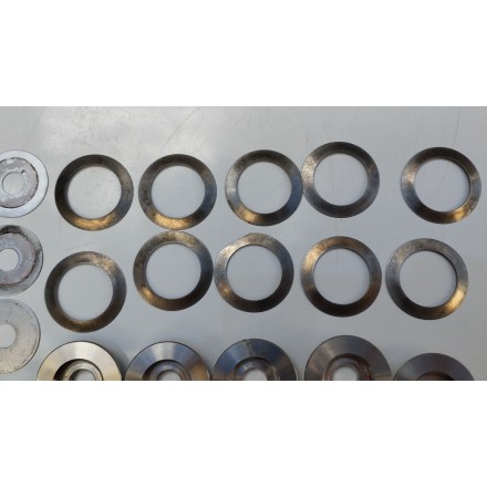 KIT 9 PERNI BULLONI DISCHI FRENO ANTERIORE ORIGINALE VOGE VALICO 500 DSX 2022