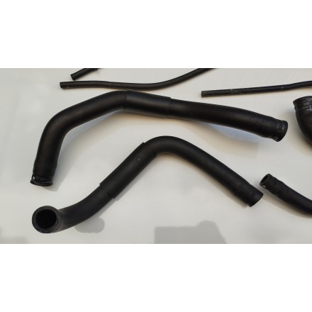 KIT TUBI ACQUA MANICOTTI IN GOMMA RADIATORE ORIGINALE VOGE VALICO 500 DSX 2022