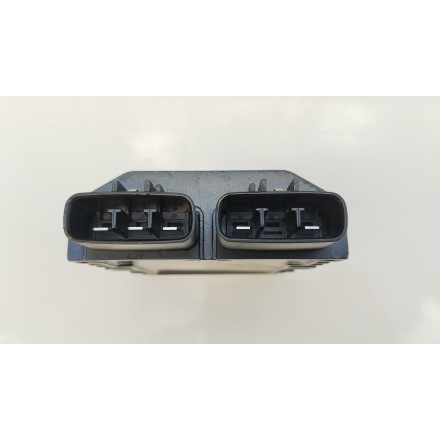 REGOLATORE DI TENSIONE RADDRIZZATORE DI CORRENTE ORIGINALE QJMotor SRT 800 2024