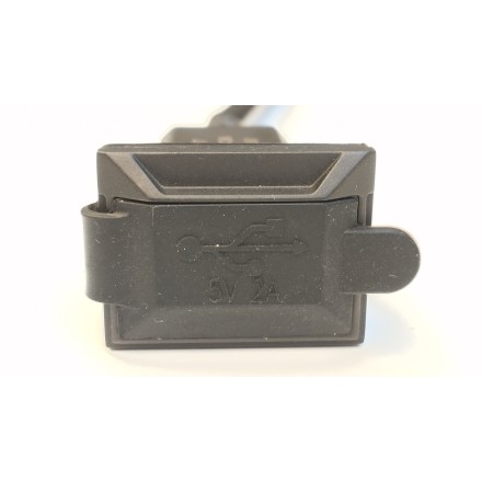 PRESA USB ELETTRICA ATTACCO CELLULARE ORIGINALE QJMotor SRT 800 2024