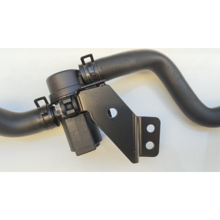 FILTRO VALVOLA CON TUBI ARIA TESTATA MOTORE ORIGINALE QJMotor SRT 800 2024