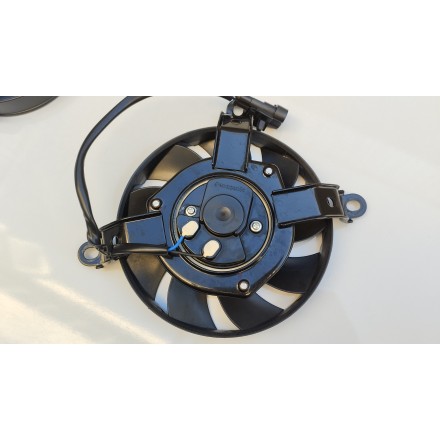 COPPIA VENTOLE ELETTROVENTOLE RADIATORE ACQUA ORIGINALE QJMotor SRT 800 2024