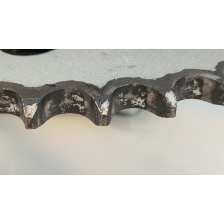 CORONA MOZZO RUOTA POSTERIORE ORIGINALE QJMotor SRT 800 2024