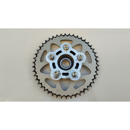 CORONA MOZZO RUOTA POSTERIORE ORIGINALE QJMotor SRT 800 2024