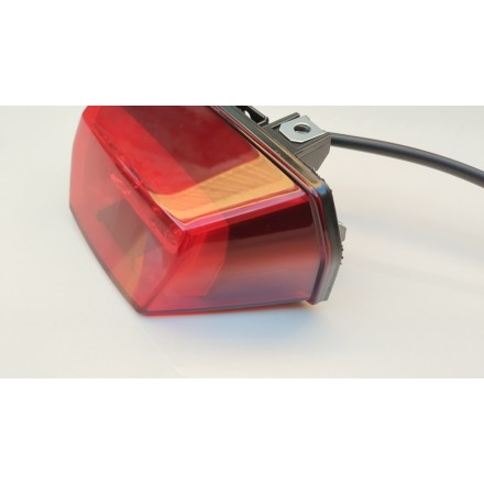 FARO FANALE LUCE STOP POSTERIORE ORIGINALE QJMotor SRT 800 2024