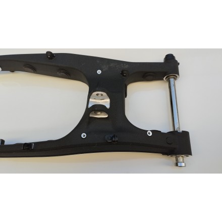 FORCELLONE POSTERIORE BRACCIO OSCILLANTE RUOTA ORIGINALE QJMotor SRT 800 2024