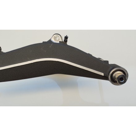 FORCELLONE POSTERIORE BRACCIO OSCILLANTE RUOTA ORIGINALE QJMotor SRT 800 2024