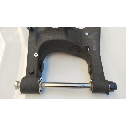 FORCELLONE POSTERIORE BRACCIO OSCILLANTE RUOTA ORIGINALE QJMotor SRT 800 2024