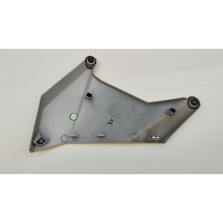 CARENA COVER PROTEZIONE RADIATORE LATO DESTRO ORIGINALE QJMotor SRT 800 2024