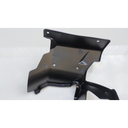 PLASTICA COVER COPRI VENTOLE RADIATORE INTERNA ORIGINALE QJMotor SRT 800 2024