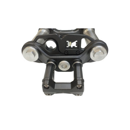 FORCELLA STELI SOSPENSIONE ANTERIORE CON PIASTRE ORIGINALE QJMotor SRT 800 2024