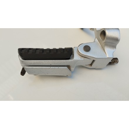 PEDANA ANTERIORE GUIDATORE DESTRA ORIGINALE VOGE VALICO 500 DSX 2023