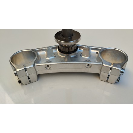 PIASTRA CANOTTO BASE FORCELLA INFERIORE ORIGINALE VOGE VALICO 500 DSX 2023