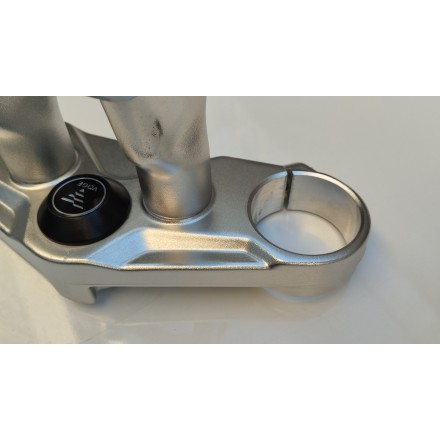 PIASTRA FORCELLA SUPERIORE CON BASE MANUBRIO ORIGINALE VOGE VALICO 500 DSX 2023