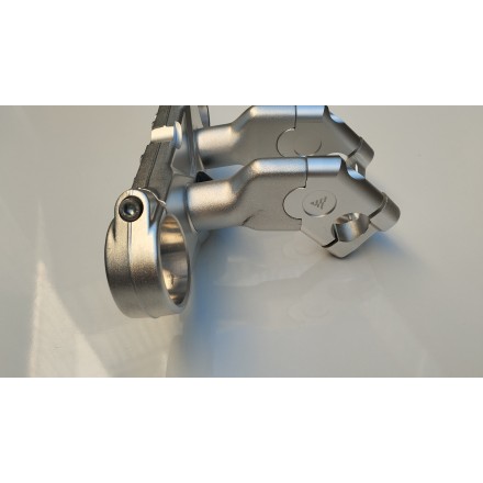 PIASTRA FORCELLA SUPERIORE CON BASE MANUBRIO ORIGINALE VOGE VALICO 500 DSX 2023