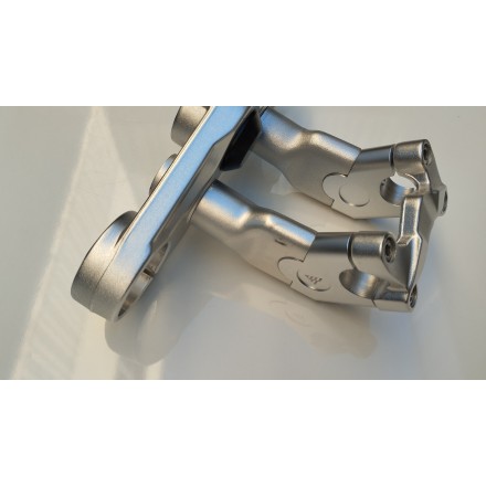 PIASTRA FORCELLA SUPERIORE CON BASE MANUBRIO ORIGINALE VOGE VALICO 500 DSX 2023