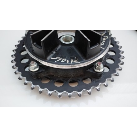 KIT CATENA CORONA E PIGNONE TRASMISSIONE ORIGINALE VOGE VALICO 500 DSX 2023