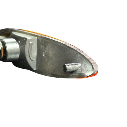 FRECCIA INDICATORE DI DIREZIONE ANTERIORE SINISTRA PER SUZUKI AY 50 Katana 1997-2006