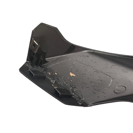 CARENA INFERIORE SOTTO PEDANA ORIGINALE YAMAHA AEROX 50 (2013-2020) CON DANNO!