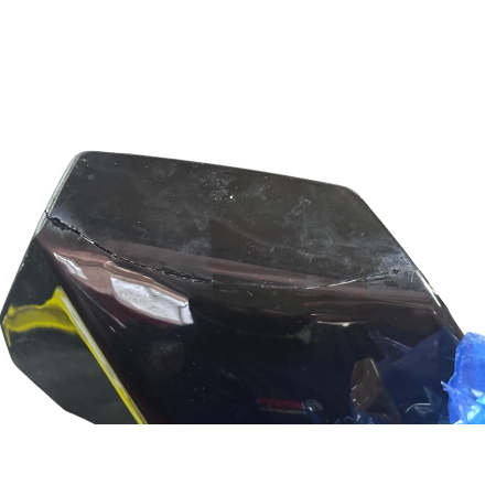 CARENA INFERIORE SOTTO PEDANA ORIGINALE YAMAHA AEROX 50 (2013-2020) CON DANNO!