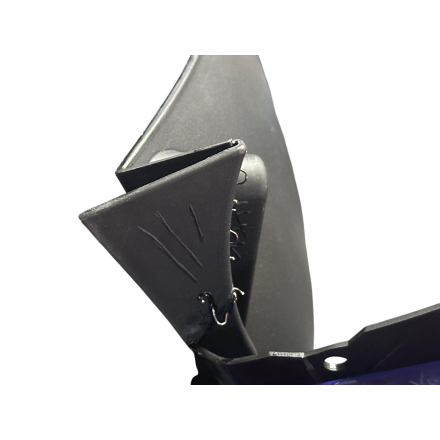 CARENA INFERIORE SOTTO PEDANA ORIGINALE YAMAHA AEROX 50 (2013-2020) CON DIFETTO!