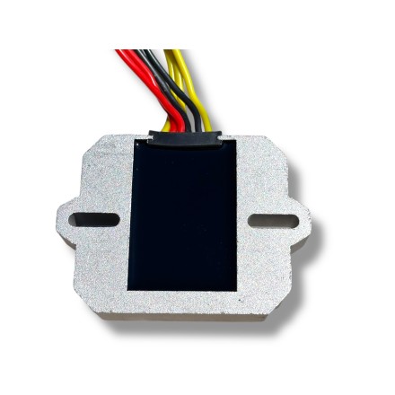 REGOLATORE DI TENSIONE CORRENTE PER TRIUMPH DAYTONA 600 650 SPEED TRIPLE 1050 TIGER SPEED 955 (VEDERE DESCRIZIONE)