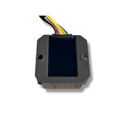 REGOLATORE DI TENSIONE CORRENTE PER beta, per cfmoto, per honda spazio 250, per Kymco per sim