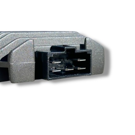 REGOLATORE DI TENSIONE 5 PIN PER PEUGEOT PER YAMAHA PER VOGE (VEDERE DESCRIZIONE)