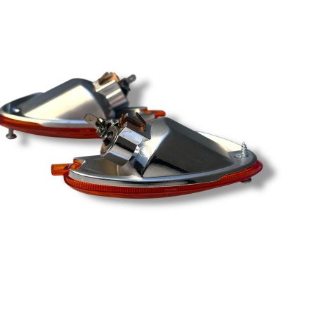 COPPIA x2 FRECCE INDICATORI ANTERIORI PER GILERA RUNNER 50 125 180 (1997-2005)