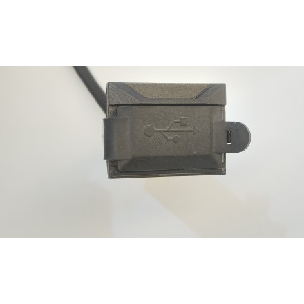 PRESA USB ATTACCO COLLEGAMENTO TELEFONO ORIGINALE VOGE SFIDA SR1 125 2024