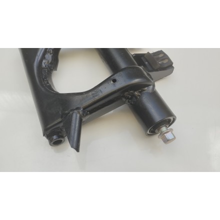 SUPPORTO CULLA MOTORE BRACCIO TELAIO ORIGINALE VOGE SFIDA SR1 125 2024