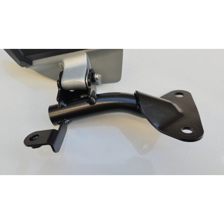 PEDANA POSTERIORE PASSEGGERO SINISTRA ORIGINALE VOGE SFIDA SR1 125 2024