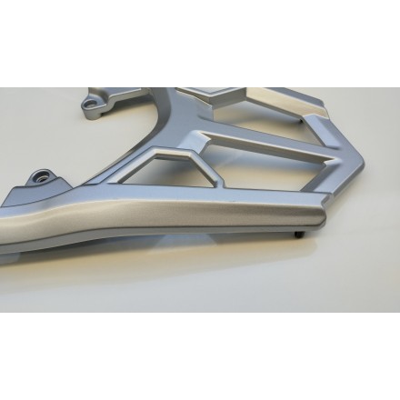 MANIGLIONE POSTERIORE SUPPORTO PASSEGGERO ORIGINALE VOGE SFIDA SR1 125 2024