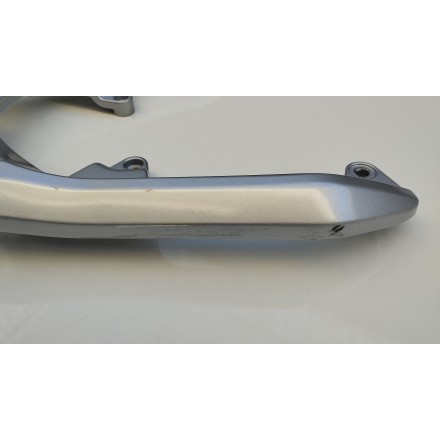 MANIGLIONE POSTERIORE SUPPORTO PASSEGGERO ORIGINALE VOGE SFIDA SR1 125 2024