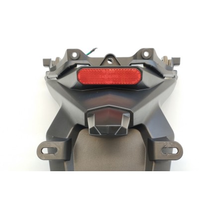 PARAFANGO SUPPORTO PORTATARGA POSTERIORE ORIGINALE VOGE SFIDA SR1 125 2024