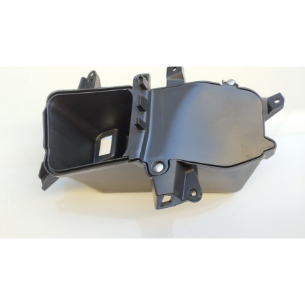 CASSETTO PORTA OGGETTI INTERNO SINISTRO ORIGINALE VOGE SFIDA SR1 125 2024